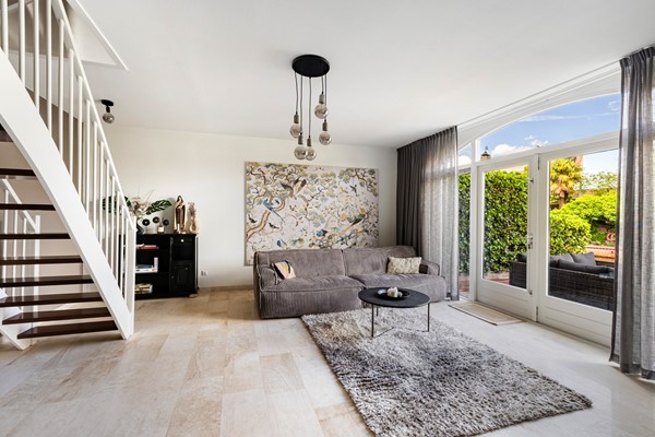 Foto - Verkocht onder voorbehoud: wonen aan het water met luxe, rust en een eigen aanlegsteiger!